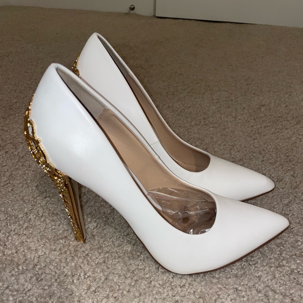 White Cinderella Pump